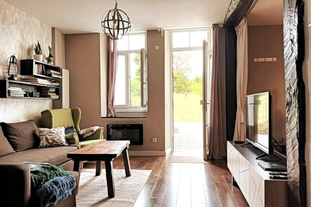 Chatescos - Estudio En Chateau エクステリア 写真